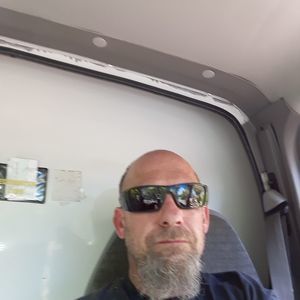 Meet your Posher, Aaron